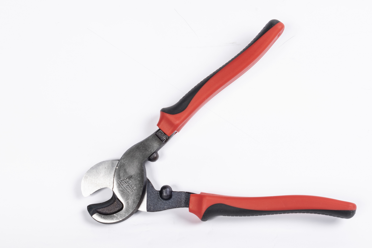 MN-26-027 Cable cutter